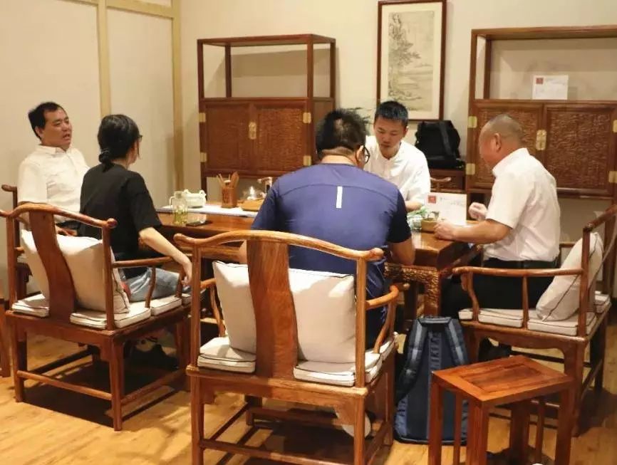 中國國際茶文化研究會主辦浙茶企赴陜西考察活動，參觀漢唐西安旗艦店插圖2